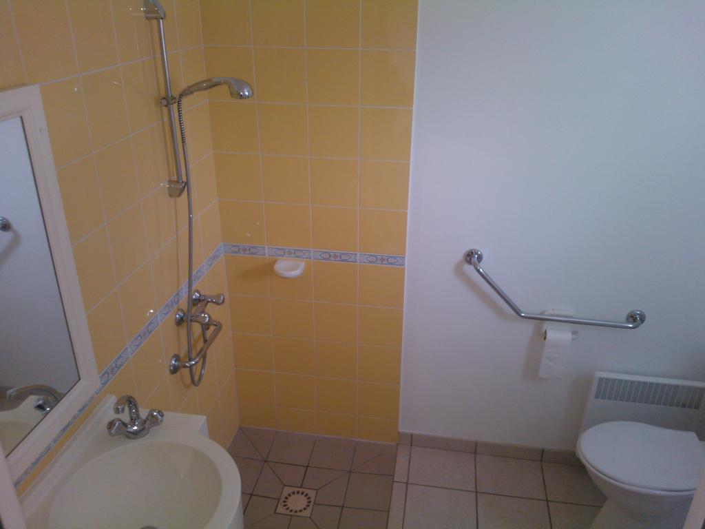 3 Bedrooms Holiday Home Golf Resort Port-Bourgenay Talmont-Saint-Hilaire Szoba fotó